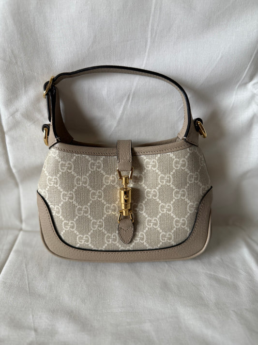 Gucci Mini Jackie 1961 in Beige & White Canvas